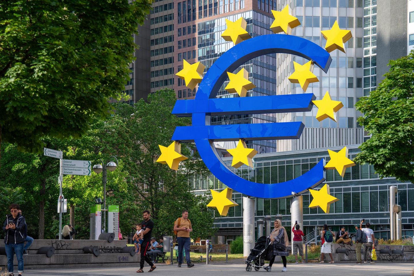 Das Euro-Zeichen in Frankfurt am Main