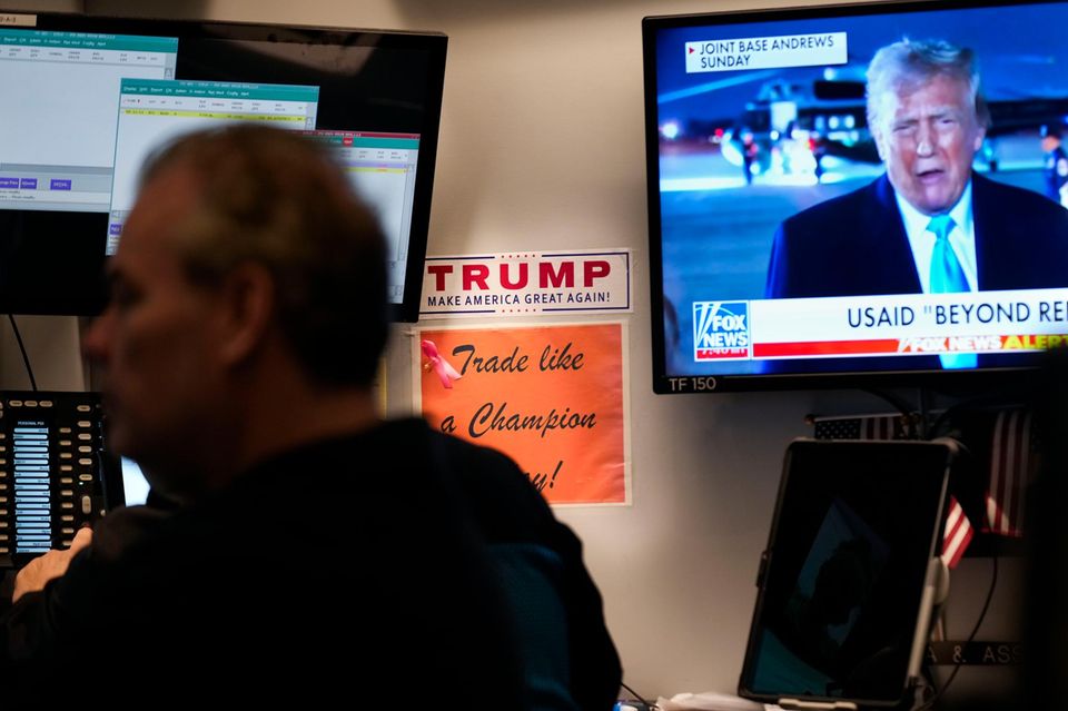 Ein Trump-Plakat an der New Yorker Börse