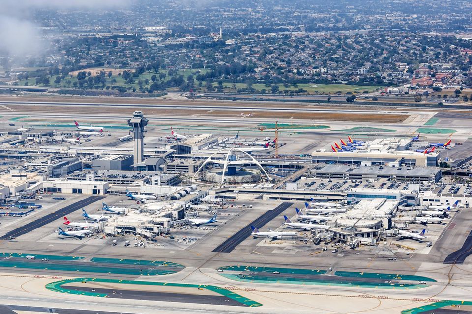 Luftbild des Fughafens von Los Angeles