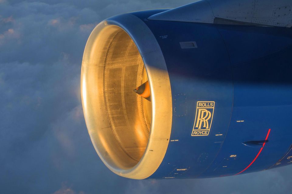 Rolls-Royce-Schriftzug an einem Flugzeug