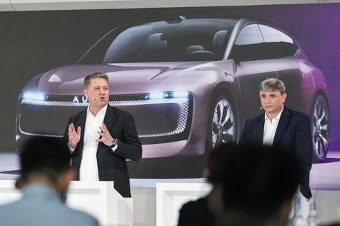 Gernot Döllner (links), Vorsitzender des Audi-Vorstands, und Finanzchef Jürgen Rittersberger