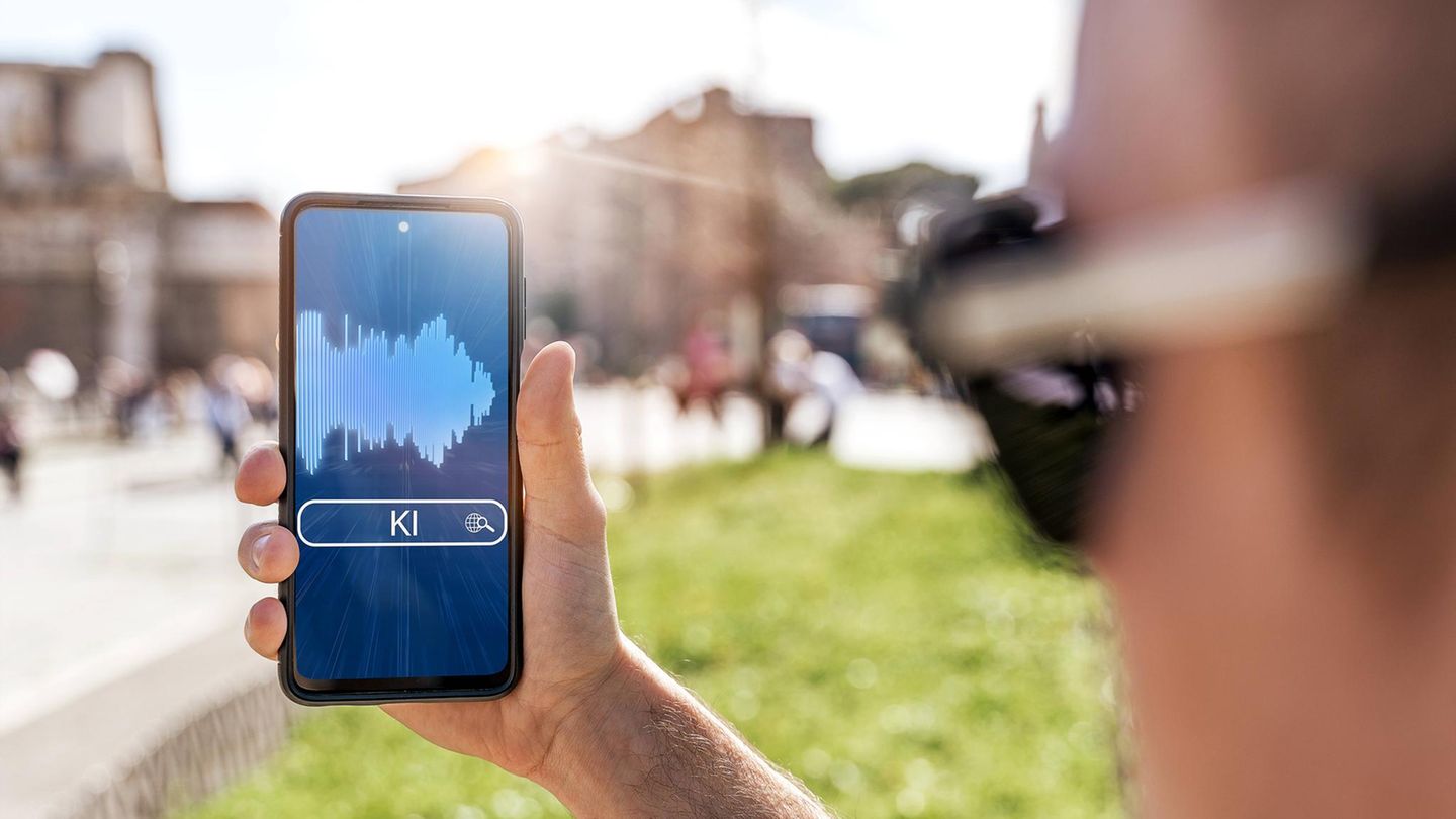 KI auf dem Handy: Künstliche Intelligenz macht Smartphones zu schlauen Assistenten