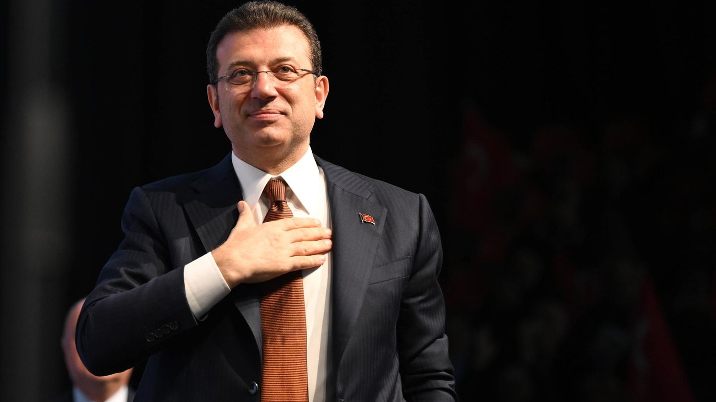 Türkei: Börse in Aufruhr: Lira stürzt ab nach Imamoglu-Verhaftung