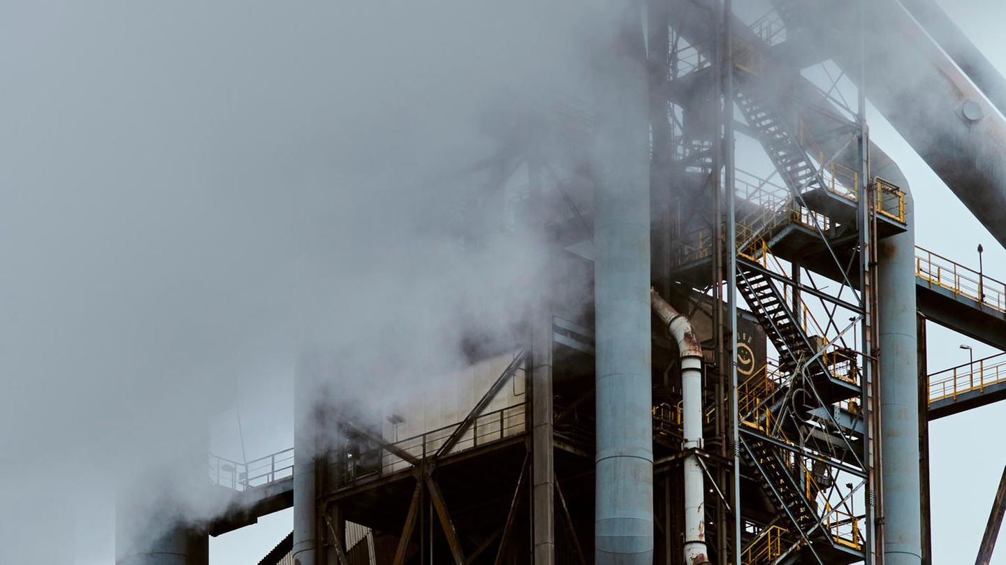 Stahlindustrie: Grüner Stahl: Die Umstellung ist für die Industrie ein Überlebenskampf | Capital+