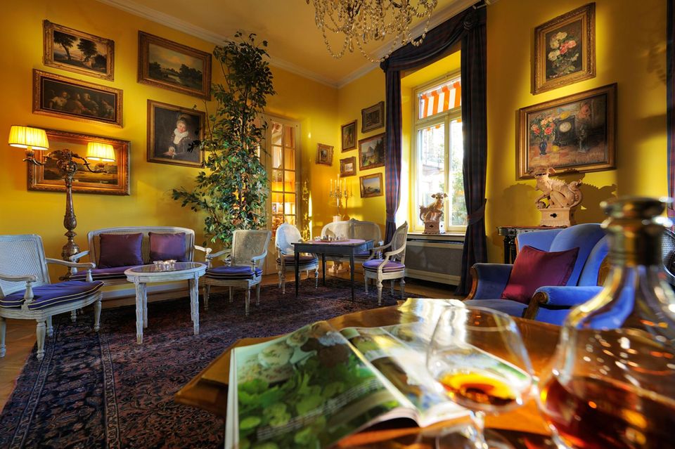 Schon die Lounge des Grand Hotels Villa Castagnola wirkt wie ein Kunstmuseum