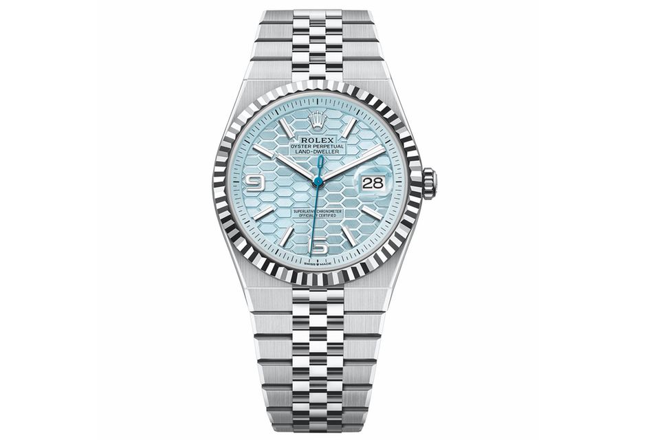 „Land-Dweller 40 Platin“  Durchmesser: 40 mm  Preis: 63.700 Euro