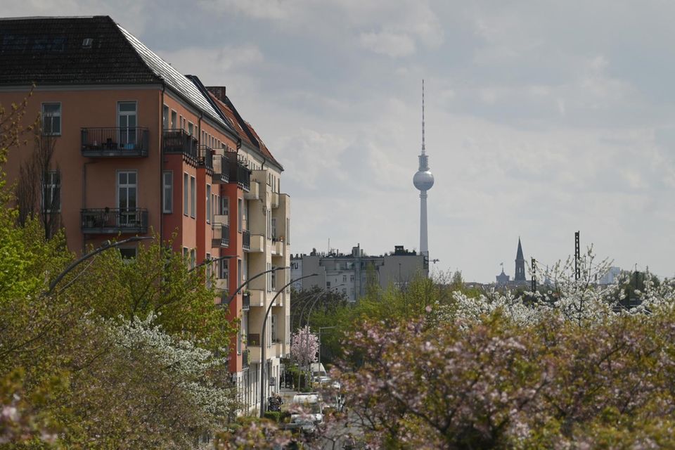 Berliner Fernsehturm und Wohnungen