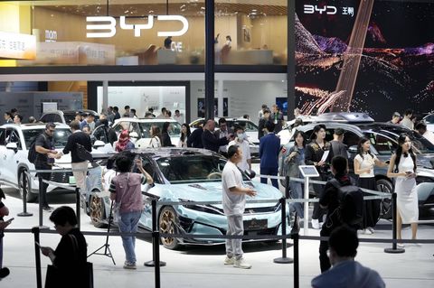 BYD-Stand auf der Automesse in Shanghai