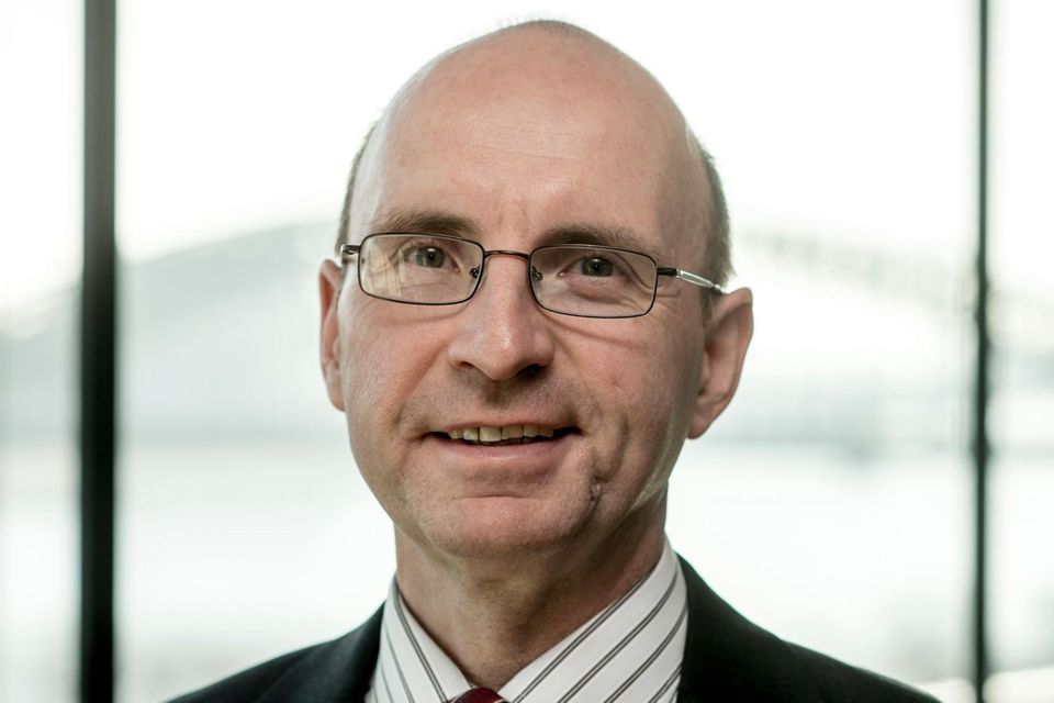 Jürgen Matthes ist Volkswirt und leitet beim Institut der Deutschland Wirtschaft in Köln das Cluster Internationale Wirtschaftspolitik, Finanz- und Immobilienmärkte.