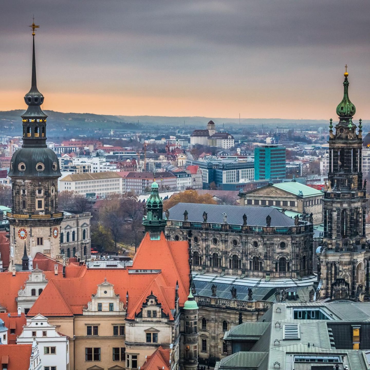 Panoramablick auf die Türme der Dresdner Altstadt