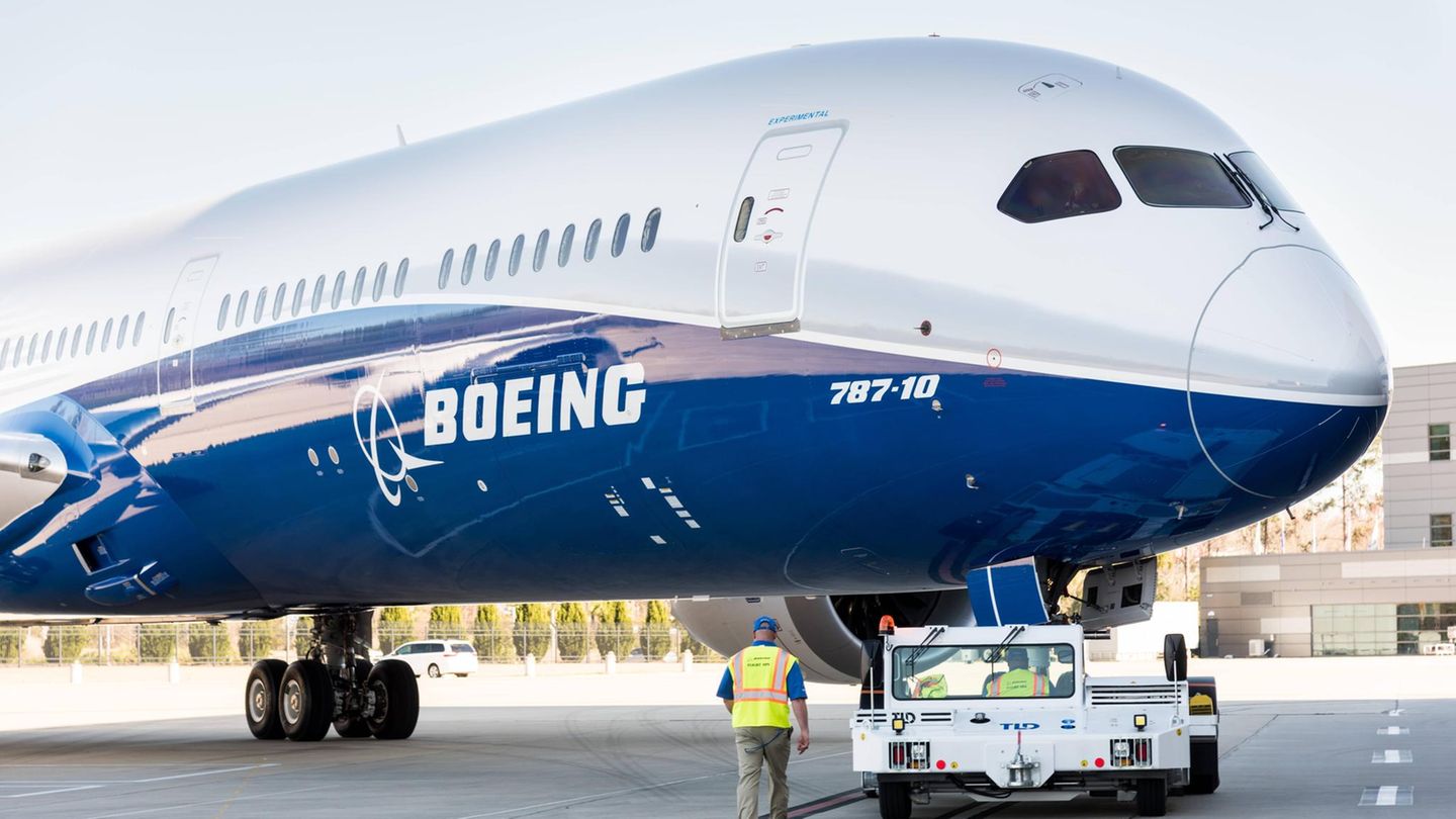 Rosenkohl-Kondome-Flugzeuge-Diese-Produkte-stehen-auf-der-EU-Liste-f-r-Gegenz-lle