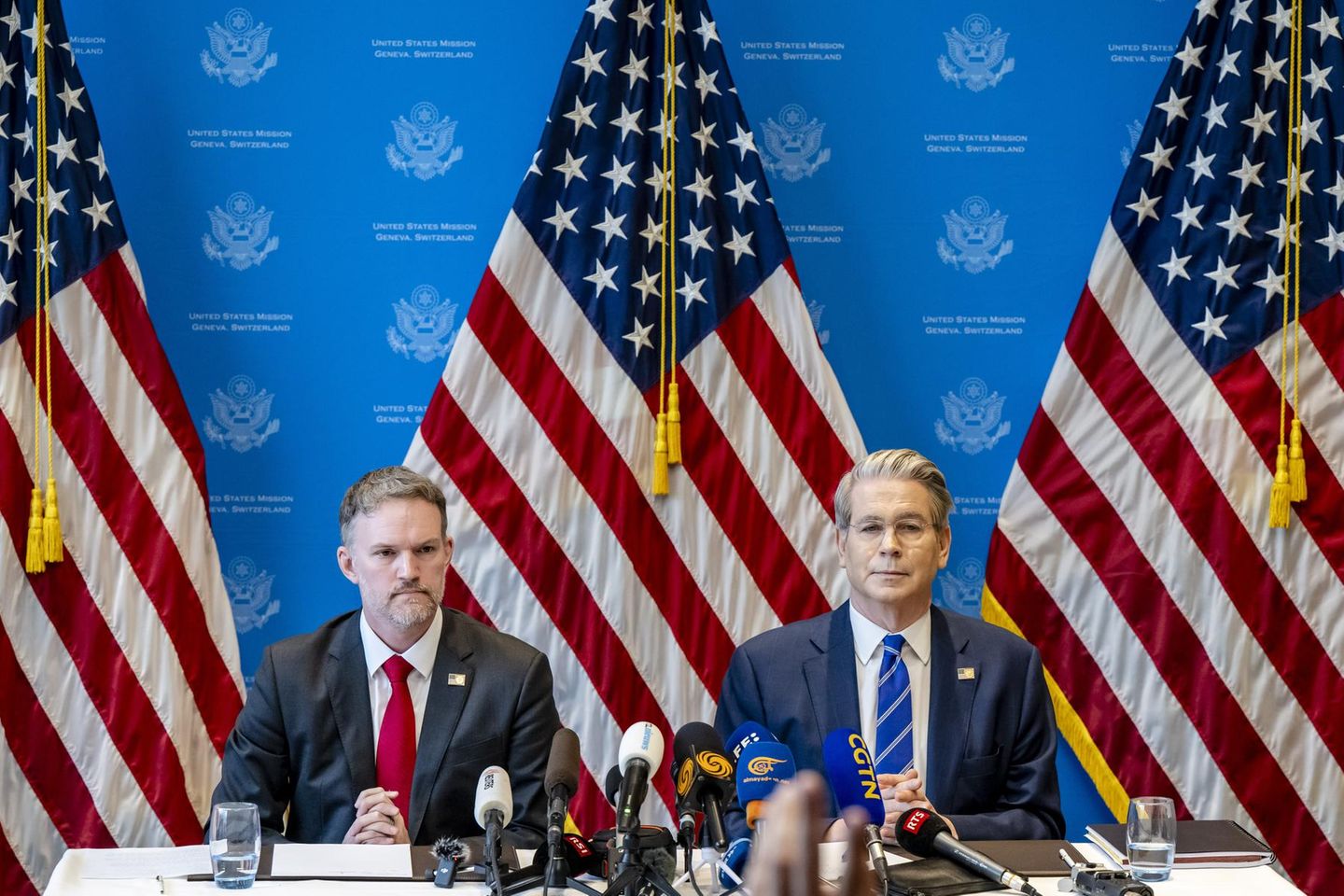Der US-Handelsbeauftragte Greer und US-Finanzminister Bessent sprechen in Genf zur Presse