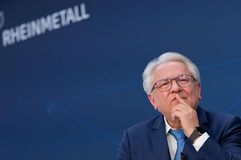 Armin Papperger, Vorstandvorsitzender der Rheinmetall AG, steht bei der Bilanzpressekonferenz in der Konzernzentrale