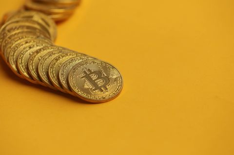Beim Kauf von Kryptowährungen wie Bitcoin ist die Wahl der richtigen Börse noch entscheidender als bei Aktien, die deutlich strenger reguliert sind.