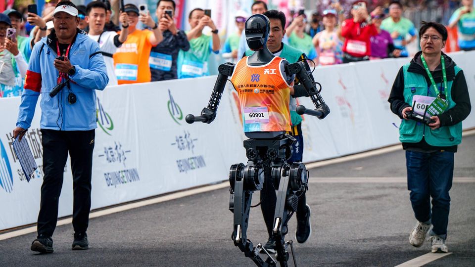 Humanoider Roboter Halbmarathon