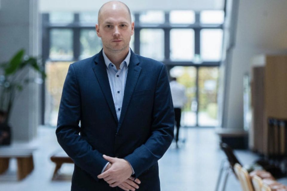 Co-Pierre Georg baut das Blockchain Center an der Frankfurt School of Finance & Management vollständig um – auch gegen Widerstände