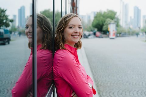 Finanz-Expertin Claudia Müller hat Tipps, wie wir mit unserer Geldanlage Veränderungen bewirken können