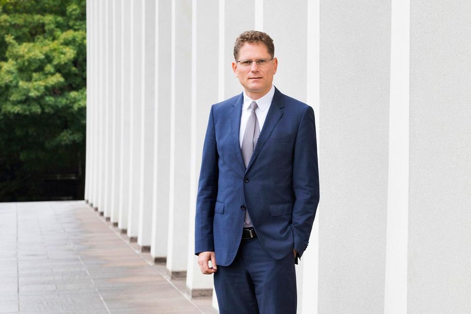 Seit bald 20 Jahren lehrt Markus Brunnermeier, 56, an der Uni Princeton, vor allem als Forscher in den Disziplinen Makroökonomie, Geldpolitik und Finanzmärkte. Zudem arbeitete der gebürtige Landshuter als Berater für den Internationalen Währungsfonds und die US-Notenbank Fed.
