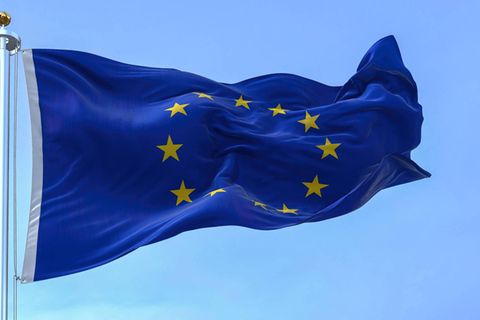 Europa ist bislang einer der großen Gewinner von Trumps Politik. Mit Europa-ETFs können auch Anleger davon profitieren.