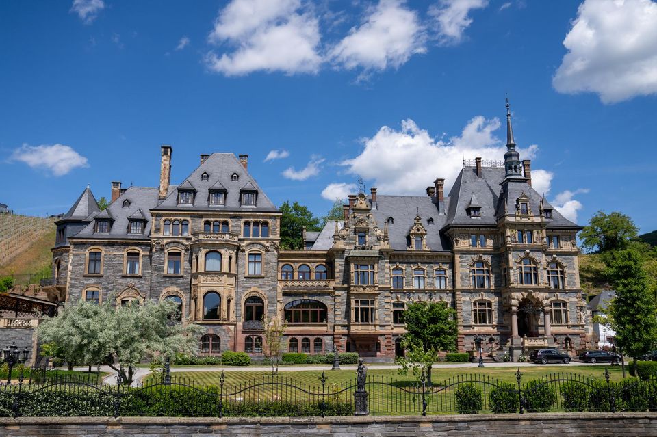 Das 1885 erbaute Hotel „Schloss Lieser“ kombiniert Elemente von Neorenaissance und Jugendstil