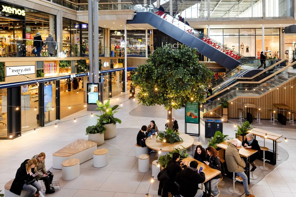 Einkaufszentrum des Immobilienfonds Wereldhave bei Amsterdam