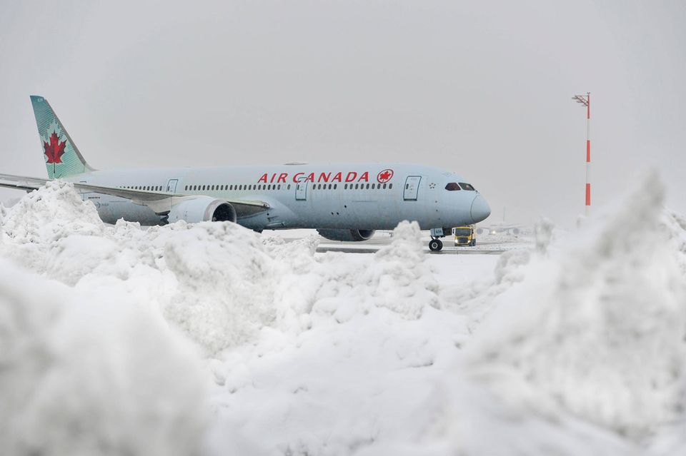 Air Canada im Winter mit Schnee