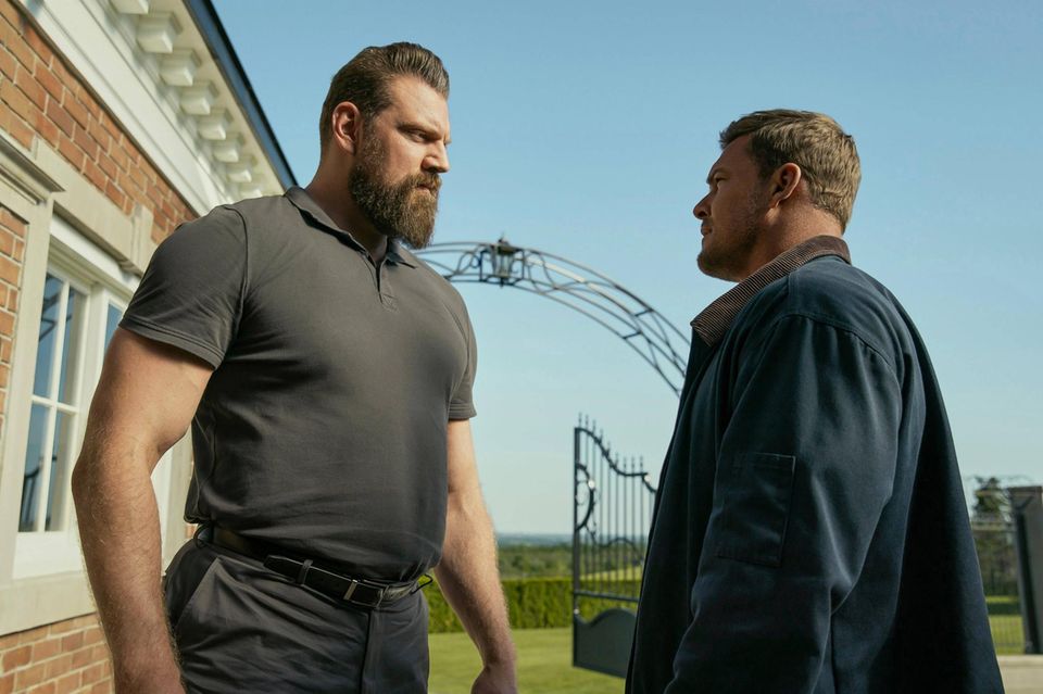 Oliver Richters und Alan Ritchson
