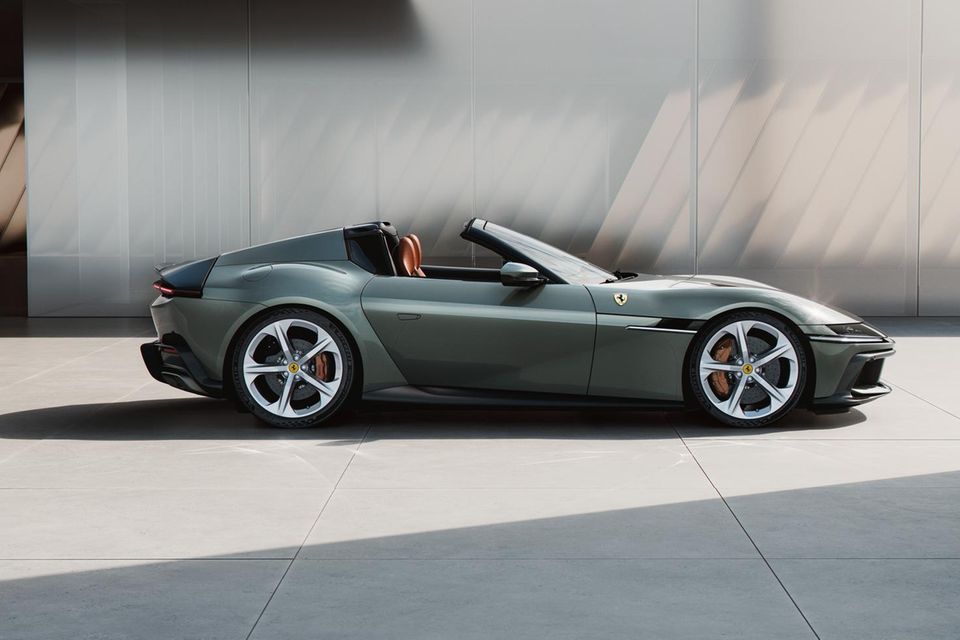 Ferrari 12Cilindri Spider