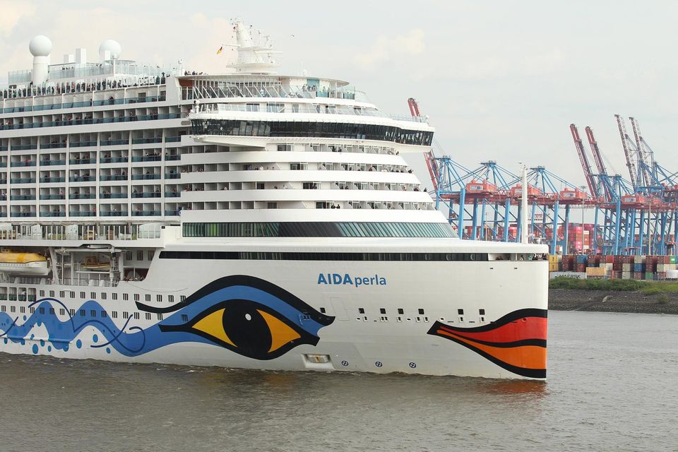 Die Kreditwürdigkeit von Aida-Betreiber Carnival wird von Rating-Agenturen als nicht besonders hoch bewertet. Wenngleich das Unternehmen zuletzt einige Upgrades beim Rating erreichte, gelten Anleihen weiter als „Schrottanleihen“, weil das Rating mit BB+ weiter unterhalb des Investment-Grades liegt.