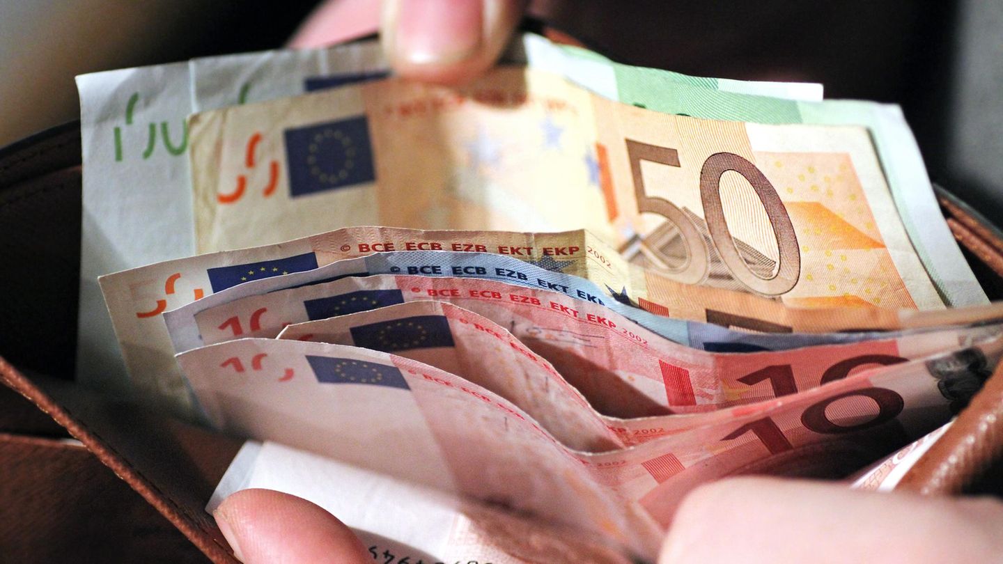 Datensch-tzer-warnen-Warum-Bargeld-nicht-so-anonym-ist-wie-wir-gerne-denken