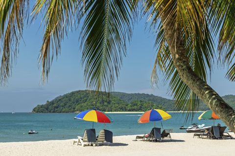 So, oder so ähnlich stellen sich viele Frugalisten die Frührente vor – am Strand, mit einem Cocktail. Doch so einfach ist es nicht