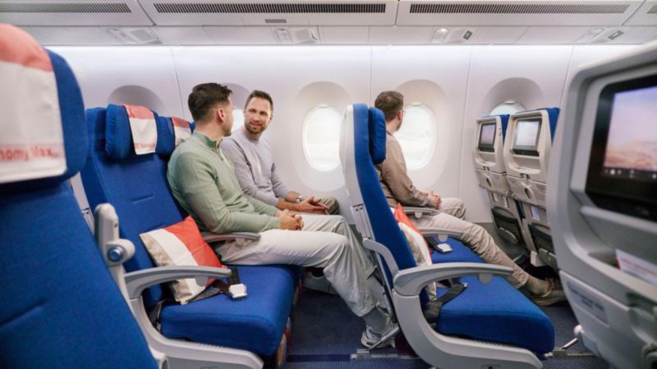 Bereits in der Economy-Class kann sich der (Sitz-)Komfort von Edelweiss Air durchaus sehen lassen