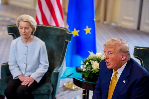 EU-Kommissionspräsidentin Ursula von der Leyen bei der Einigung mit Donald Trump zum Zoll-Deal