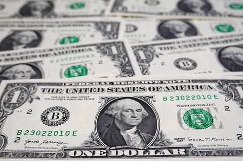 Der Dollar hat seit dem Amtsantritt von Donald Trump massiv abgewertet