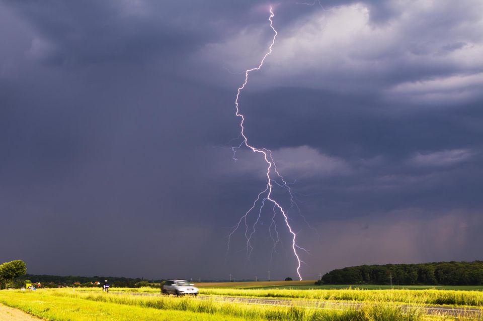 Auto im Gewitter