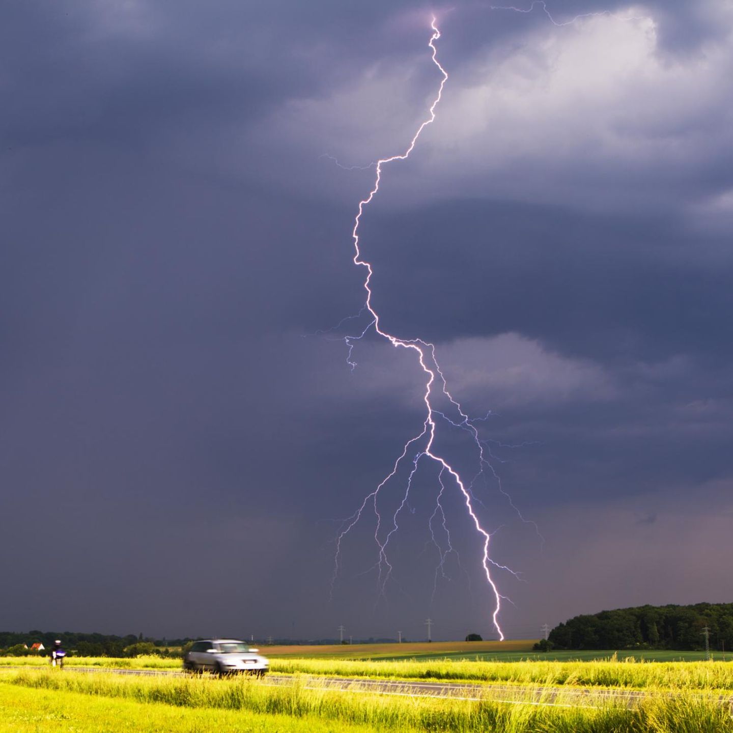 Auto im Gewitter