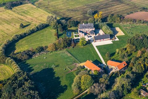 Burg Haus Vlassrath in Straelen am Niederrhein