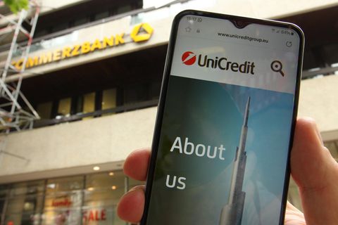 Die italienische Großbank Unicredit hat ein Auge auf die Commerzbank geworfen.