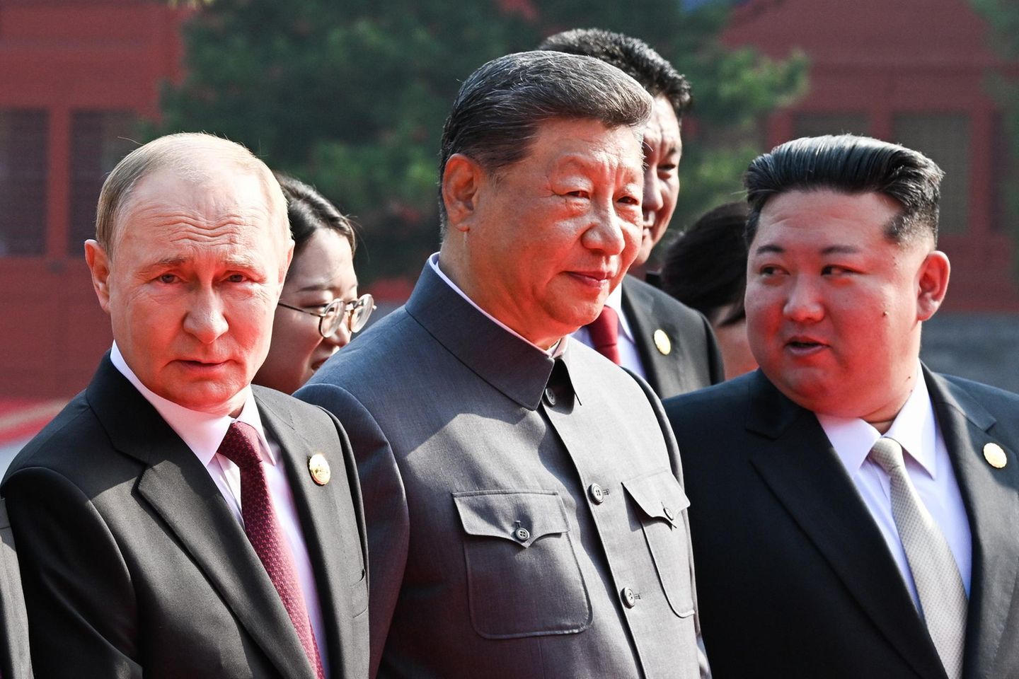 Wladimir Putin, Xi Jinping und Kim Jong-un in Peking