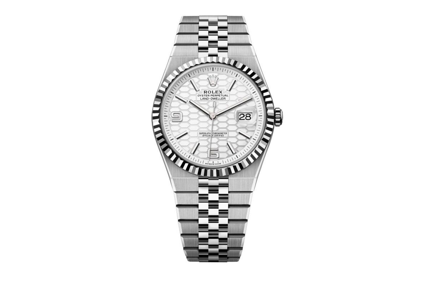 Die „Dweller“-Trilogie von Rolex bestand (bisher) aus den Modellen „Sea-Dweller“, bei der Vorstellung 1967 bis 610 Meter wasserdicht, und „Sky-Dweller“ von 2012 mit Weltzeitfunktion für Vielflieger. Die „Land-Dweller“ komplettiert das Trio.