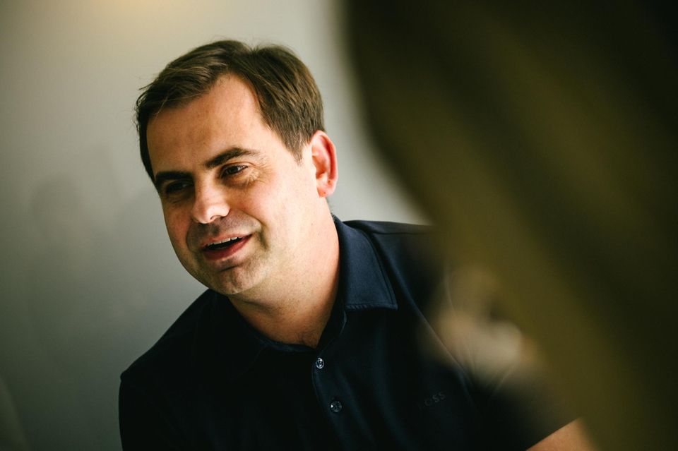 DeepL-Chef Jaroslaw Kutylowski hat seine Firma mit Übersetzungssoftware groß gemacht. Nun will er in den Markt für KI-Agenten (Künstliche Intelligenz) einsteigen