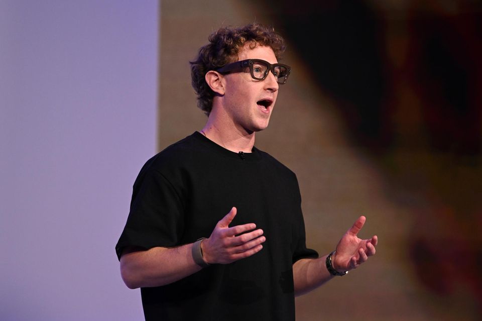 Metas CEO Mark Zuckerberg präsentiert in Menlo Park die neue Datenbrille Meta Ray-Ban Display