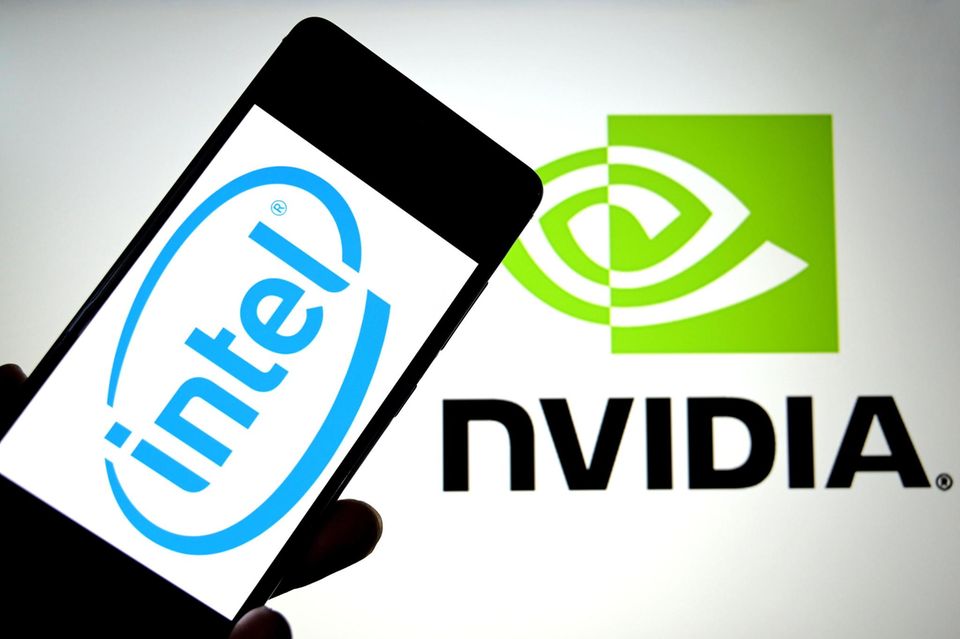 Logo von Nvidia und Intel