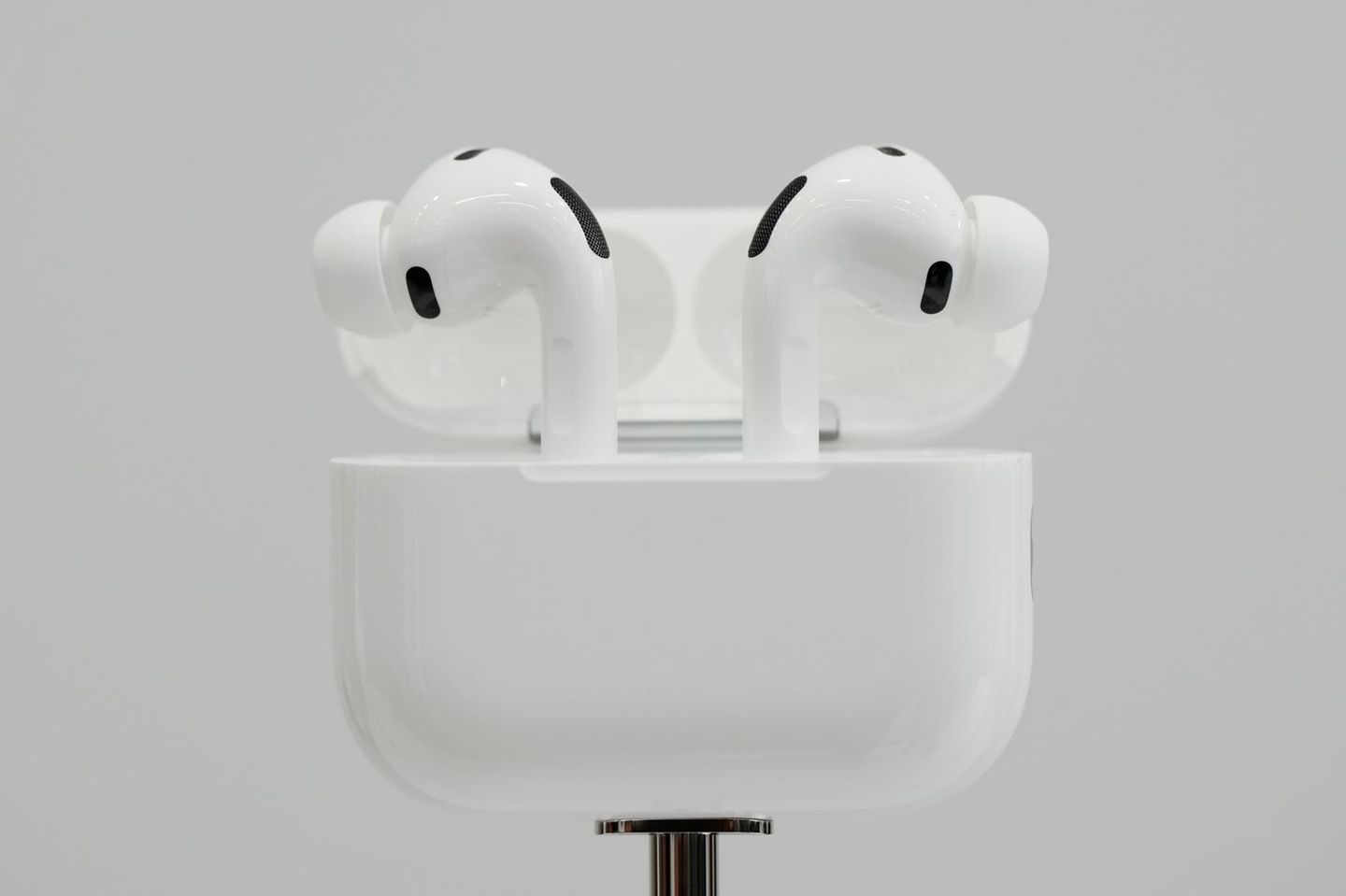 Apples Airpods erscheinen in der EU zunächst ohne Live-Übersetzungsfunktion