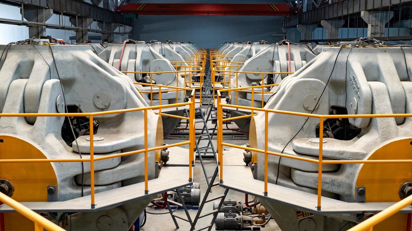 Diamond factories from China are shaking up the gemstone market