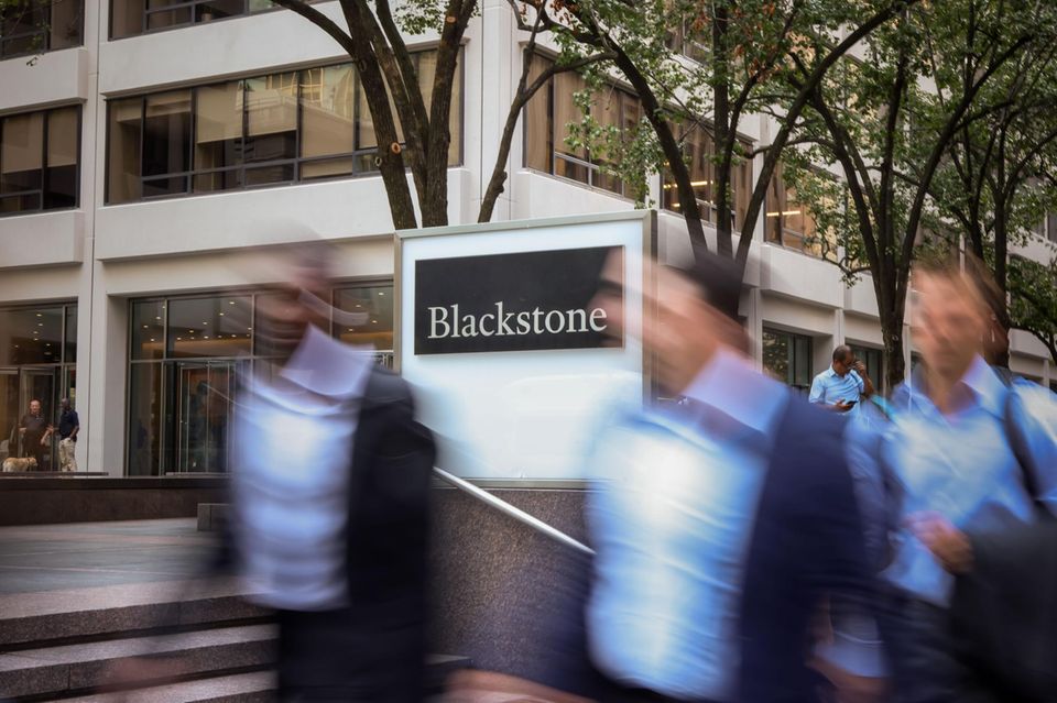 Private-Equity-Gigant: Blackstone ist an der Börse gelistet