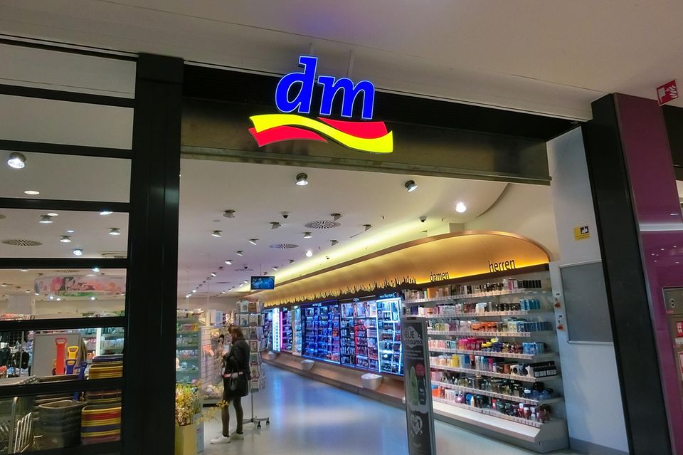 dm