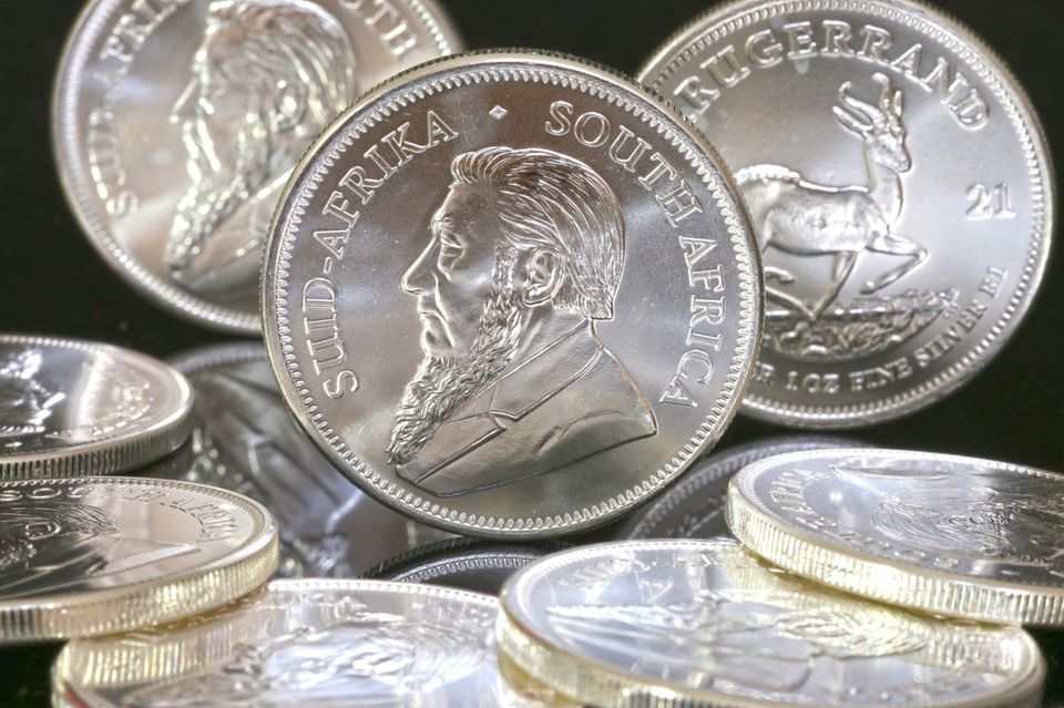 Begehrtes Edelmetall: Silber, hier in Münzprägung
