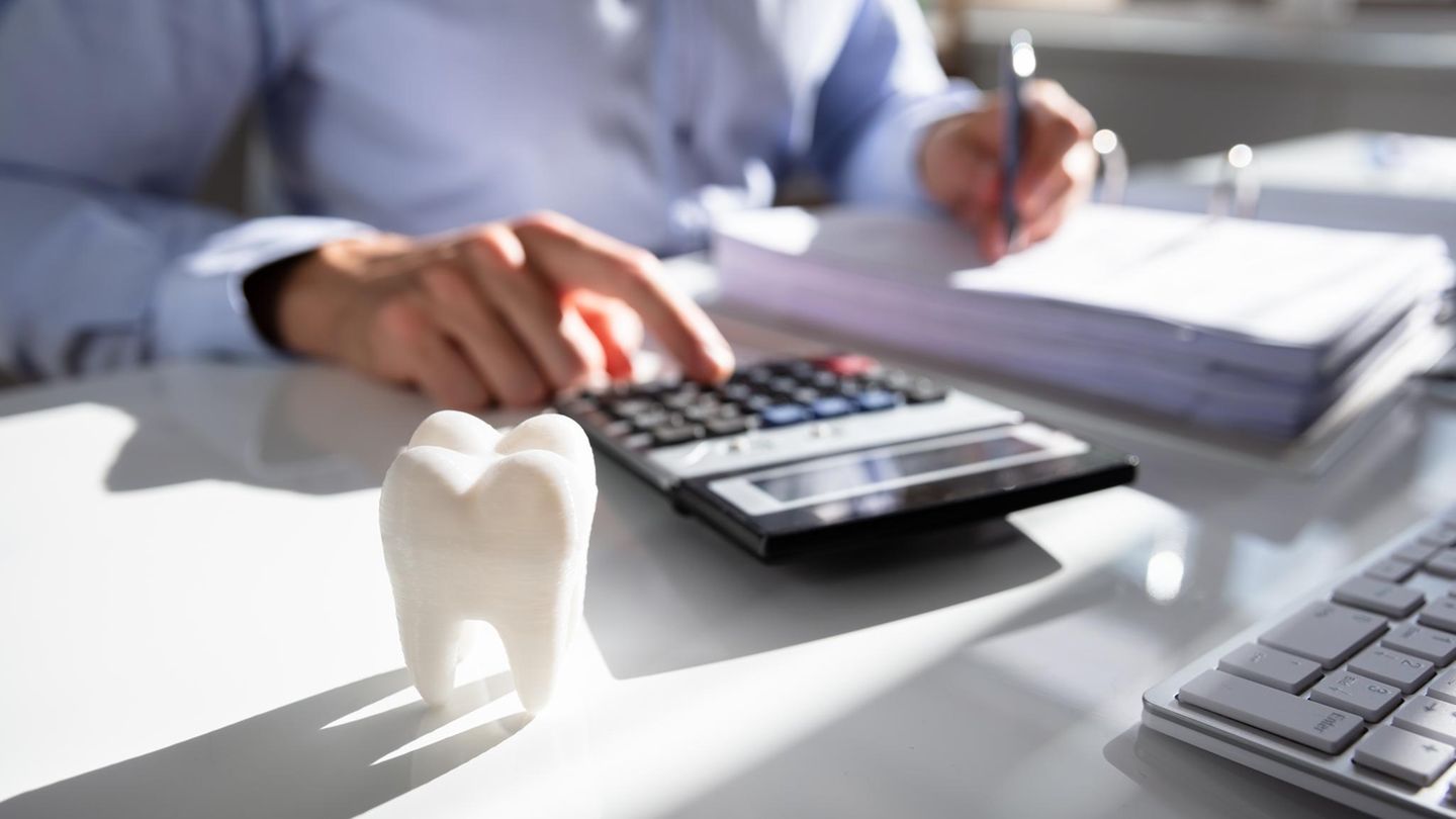 Versorgungswerk-Tausenden-Zahn-rzten-droht-Rentenk-rzung-um-bis-zu-50-Prozent