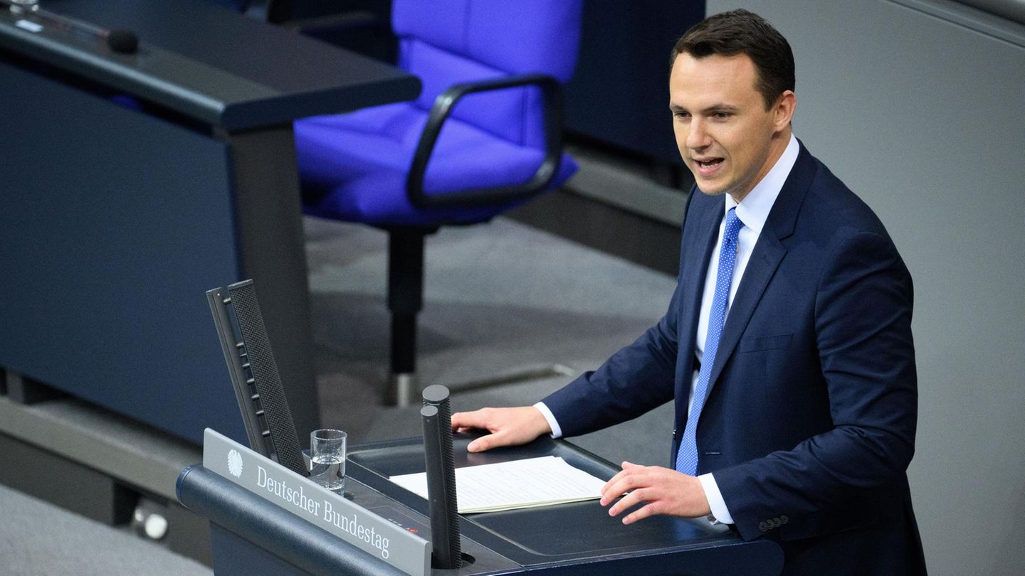 Rentenstreit-Herr-Reddig-wollen-Sie-den-Bundeskanzler-st-rzen-Capital-